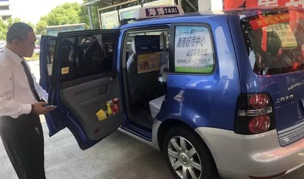 上海出租車?yán)镩_起便利店，司機(jī)提成15%，這種操作可行嗎？