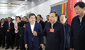 十三?。▍^(qū)）政協(xié)“扛穩(wěn)糧食安全責(zé)任”考察組蒞臨新鄉(xiāng)千味央廚調(diào)研