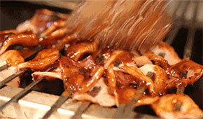 備戰(zhàn)燒烤季，今年市場(chǎng)還火不火？燒烤食材整點(diǎn)兒啥？